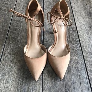 Aldo Ankle Tie Nude Pointed Toe Pumps Size 7